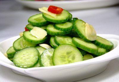 发白的鸡瓜可以吃吗视频,揭秘安全食用指南